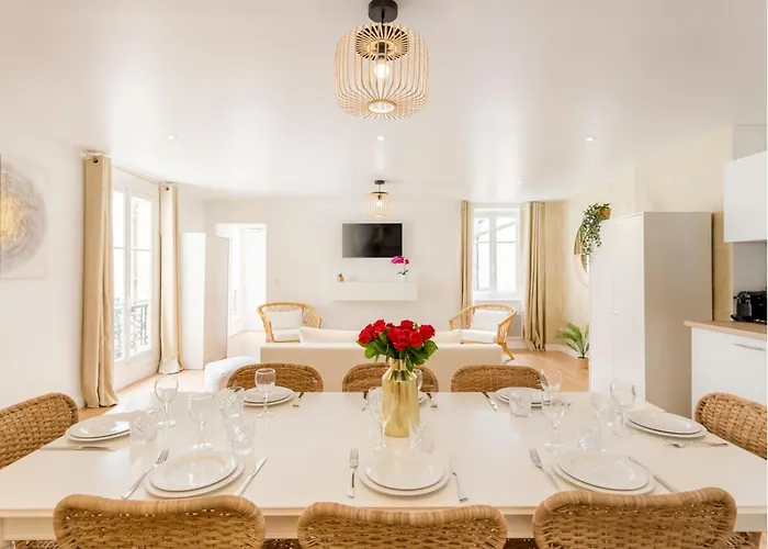 Merveil Family - Champs Elysees - Roosevelt Appartement *