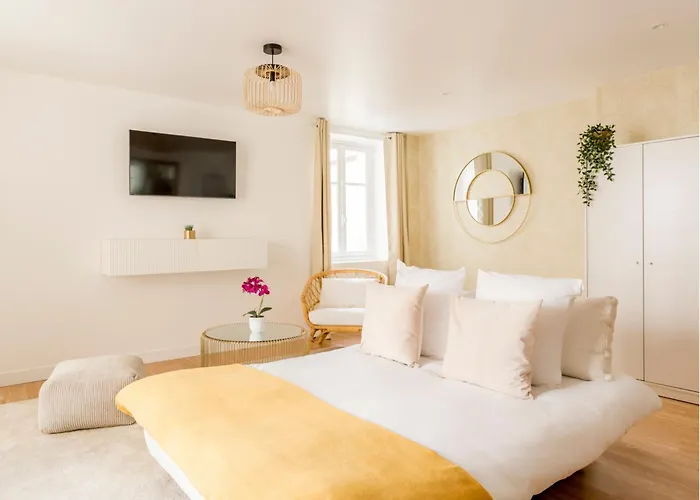 Merveil Family - Champs Elysees - Roosevelt *