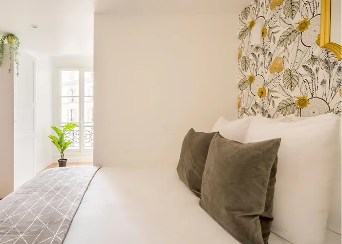 Merveil Family - Champs Elysees - Roosevelt Appartement *