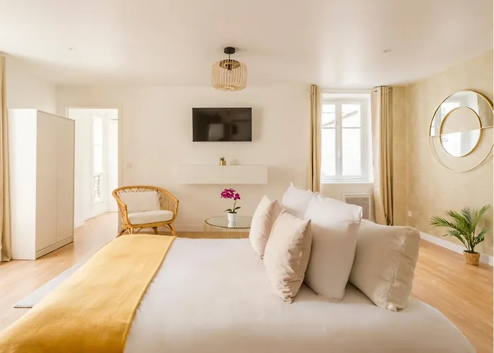 Merveil Family - Champs Elysees - Roosevelt *